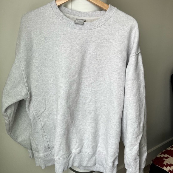 Aritzia cozy boyfriend fleece - Picture 1 of 2